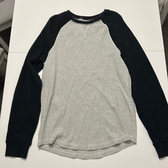Grey and black baseball long sleeve - Picture 1 of 3